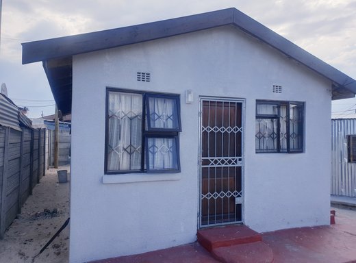 2 Schlafzimmer Haus zum Kauf in Mfuleni