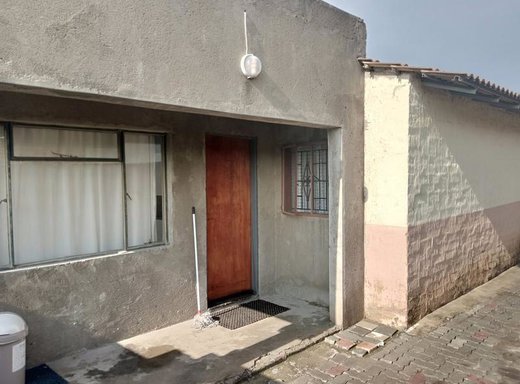 2 Schlafzimmer Haus zum Kauf in Olievenhoutbosch