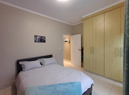 1 Schlafzimmer Wohnung zum Kauf in Umhlanga Ridge
