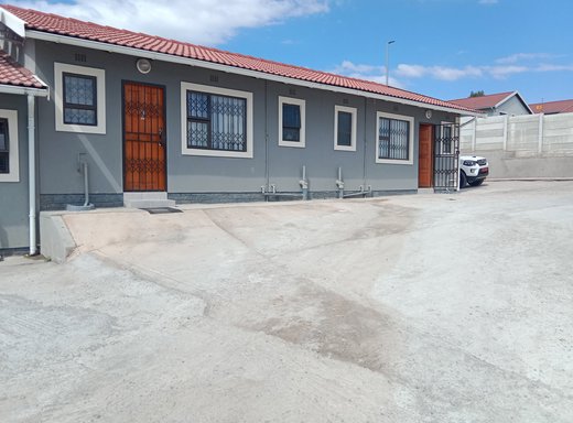 2 Schlafzimmer Wohnung zur Miete in Mthatha
