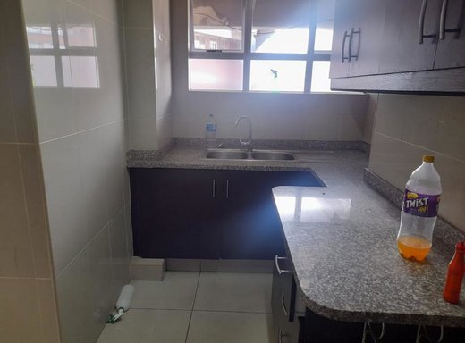 1 Schlafzimmer Reihenhaus zur Miete in Durban Central