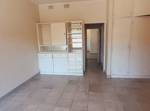 1 Schlafzimmer Wohnung zum Kauf in Port Elizabeth Central