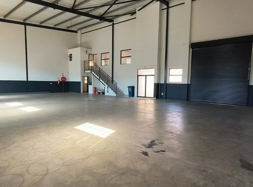Lagerhalle zur Miete in N4 Gateway Industrial Park