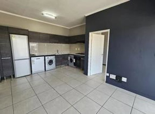 3 Schlafzimmer Wohnung zur Miete in Modderfontein