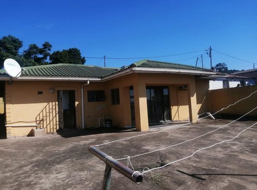 2 Schlafzimmer Haus zur Miete in Kwamashu