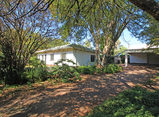 3 Schlafzimmer Haus zum Kauf in Modderfontein