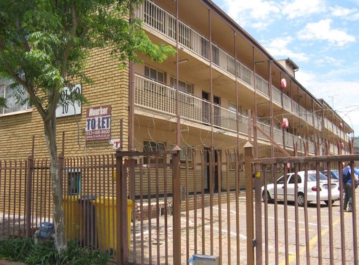 1 Schlafzimmer Wohnung zur Miete in Pretoria West