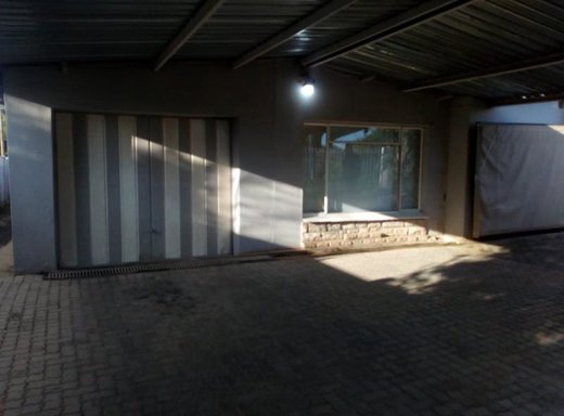 3 Schlafzimmer Haus zum Kauf in Noordhoek