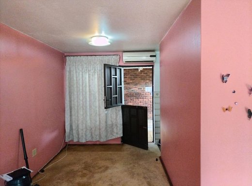 2 Schlafzimmer Etagenwohnung zum Kauf in Isipingo Rail