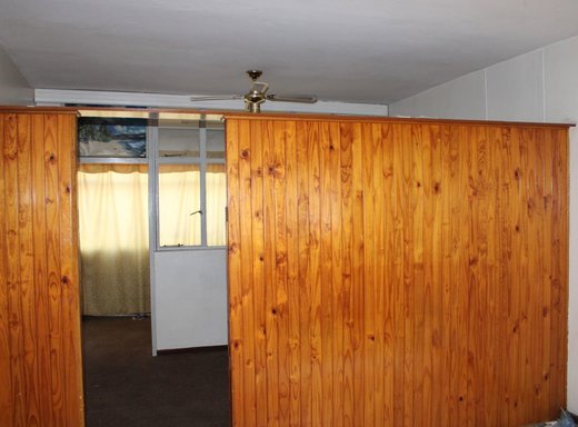1 Schlafzimmer Wohnung zum Kauf in Pretoria West