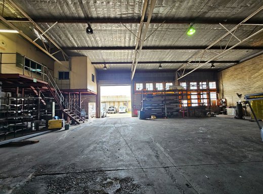 Lagerhalle zur Miete in Phoenix Industrial