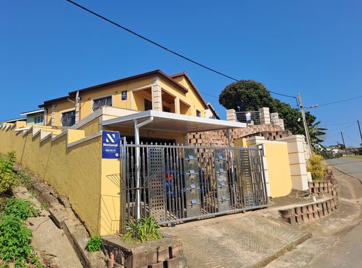 3 Schlafzimmer Haus zum Kauf in Lovu
