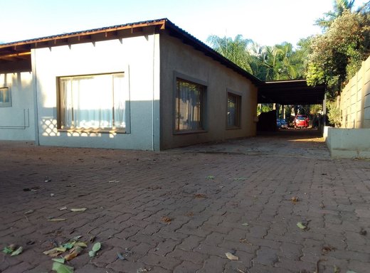 2 Schlafzimmer Haus zum Kauf in Pretoria North