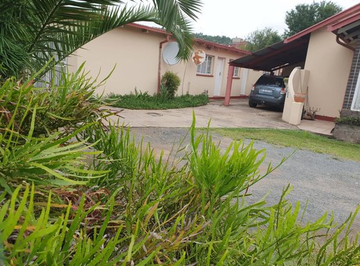 17 Schlafzimmer Haus zum Kauf in Rietfontein