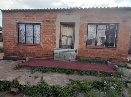 4 Schlafzimmer Haus zum Kauf in Sharpeville