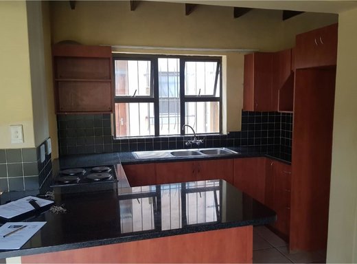 1 Schlafzimmer Wohnung zum Kauf in Pretoria North