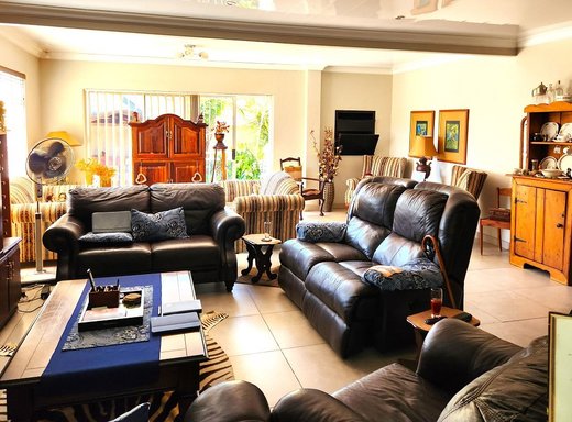 2 Schlafzimmer Reihenhaus zum Kauf in Potchefstroom