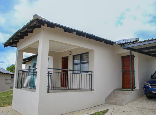 3 Schlafzimmer Haus zum Kauf in Kamagugu