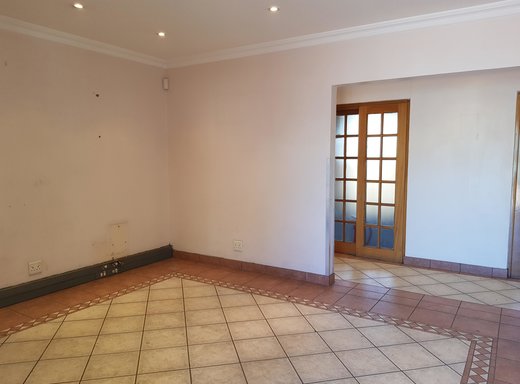 Büro zur Miete in Witbank Central