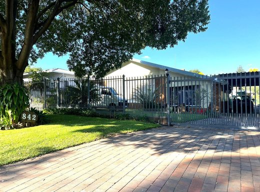 3 Schlafzimmer Haus zur Miete in Rietfontein