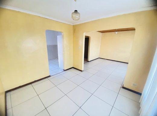 3 Schlafzimmer Haus zum Kauf in Kwamagxaki