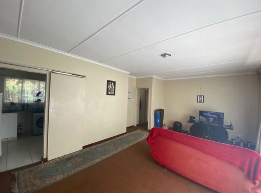 2 Schlafzimmer Wohnung zum Kauf in Pelham