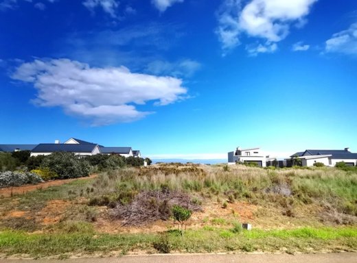 Grundstück zum Kauf in Benguela Cove Lagoon Wine Estate