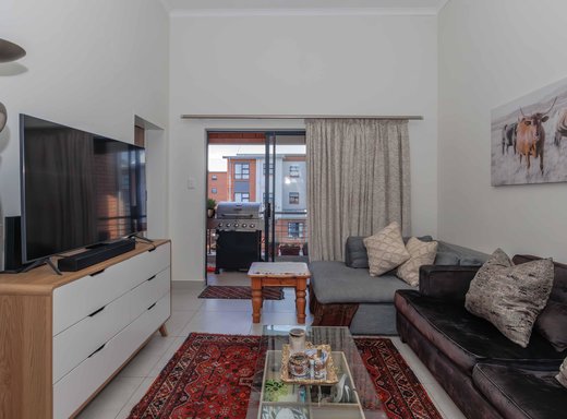 2 Schlafzimmer Wohnung zum Kauf in Modderfontein