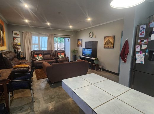 2 Schlafzimmer Wohnung zum Kauf in Sonheuwel