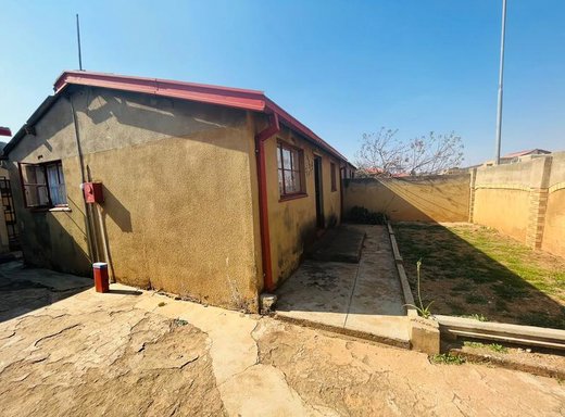 5 Schlafzimmer Haus zum Kauf in Zola