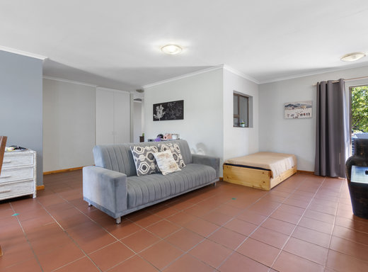 3 Schlafzimmer Gesichertes Anwesen zum Kauf in Sonstraal Heights