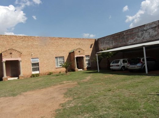 Haus zum Kauf in Randfontein Central
