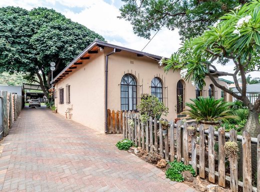 3 Schlafzimmer Haus zum Kauf in Pretoria Gardens
