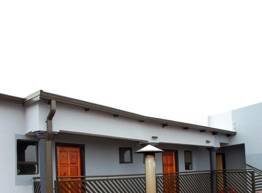 Wohnung zur Miete in Naledi