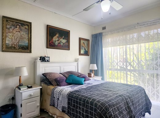 2 Schlafzimmer Reihenhaus zum Kauf in Scottburgh