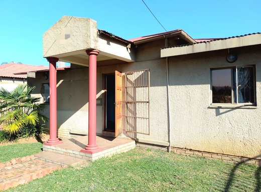 3 Schlafzimmer Haus zur Miete in Pretoria Gardens