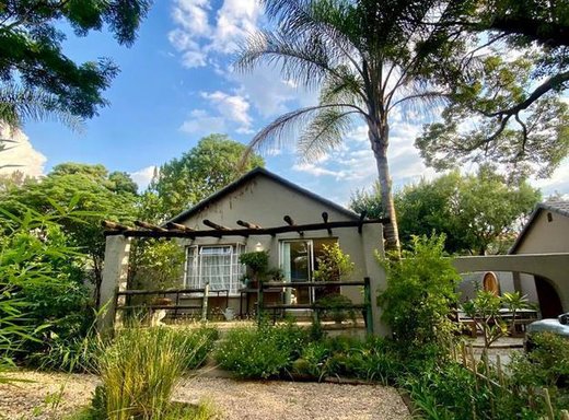 1 Schlafzimmer Garten Hütte/Cottage zur Miete in Johannesburg North