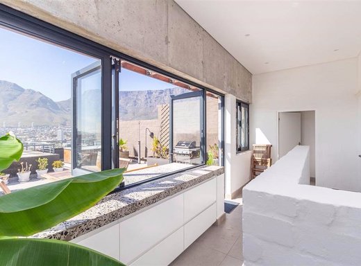 2 Schlafzimmer Wohnung zum Kauf in Bo Kaap