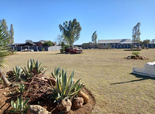 2 Schlafzimmer Farm zum Kauf in Potchefstroom