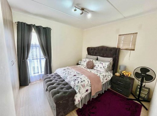 2 Schlafzimmer Wohnung zum Kauf in Barbeque Downs
