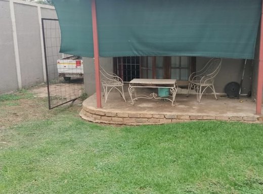 6 Schlafzimmer Haus zum Kauf in Pretoria West