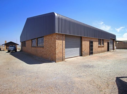 Bürohaus zum Kauf in Randfontein Central