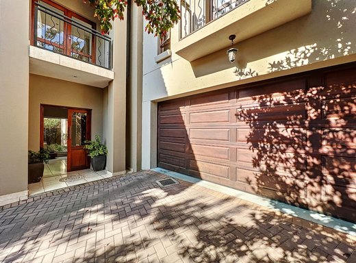 3 Schlafzimmer Haus zum Kauf in Pretoriuspark