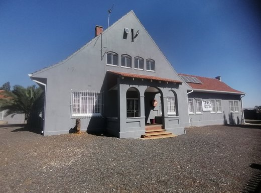Büro zum Kauf in Krugersdorp