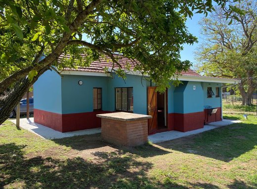 3 Schlafzimmer Einfamilienhaus zur Miete in Kwambonambi