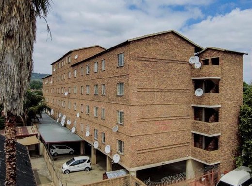 2 Schlafzimmer Wohnung zum Kauf in Pretoria West
