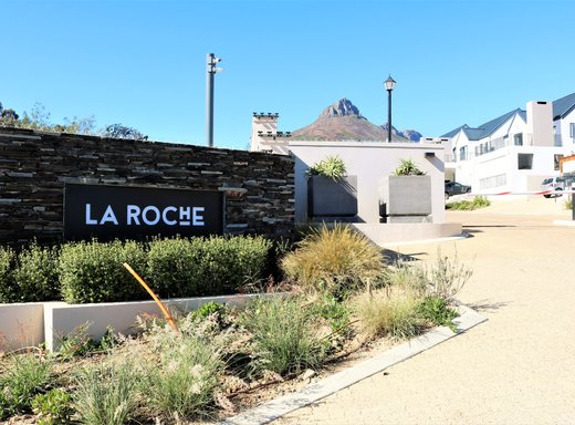 Grundstück zum Kauf in La Roche