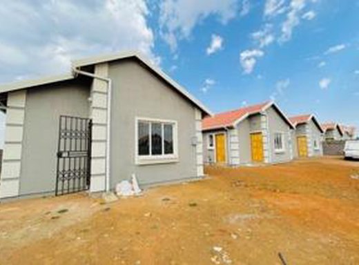3 Schlafzimmer Haus zum Kauf in Buhle Park