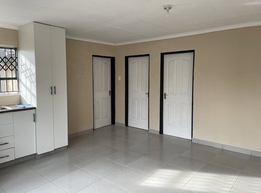 2 Schlafzimmer Haus zur Miete in Ga-Rankuwa