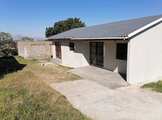 2 Schlafzimmer Haus zur Miete in Mthatha